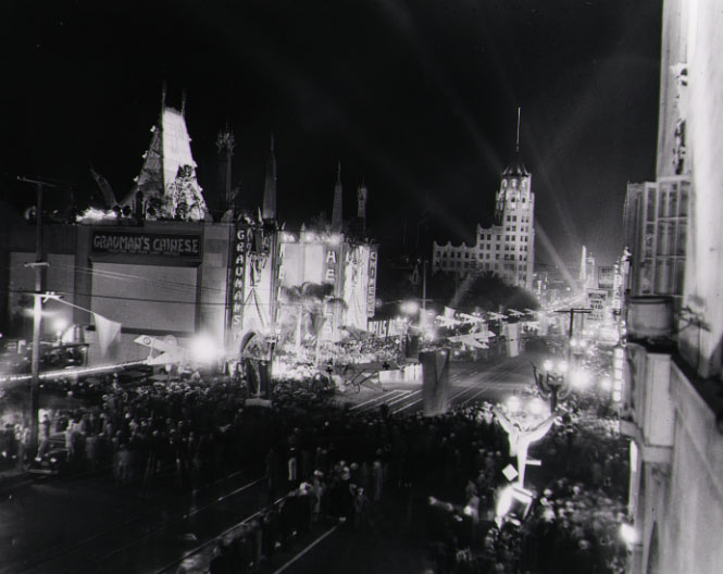 Hollywood Boulevard, Opening of Hell's Angels, 1927